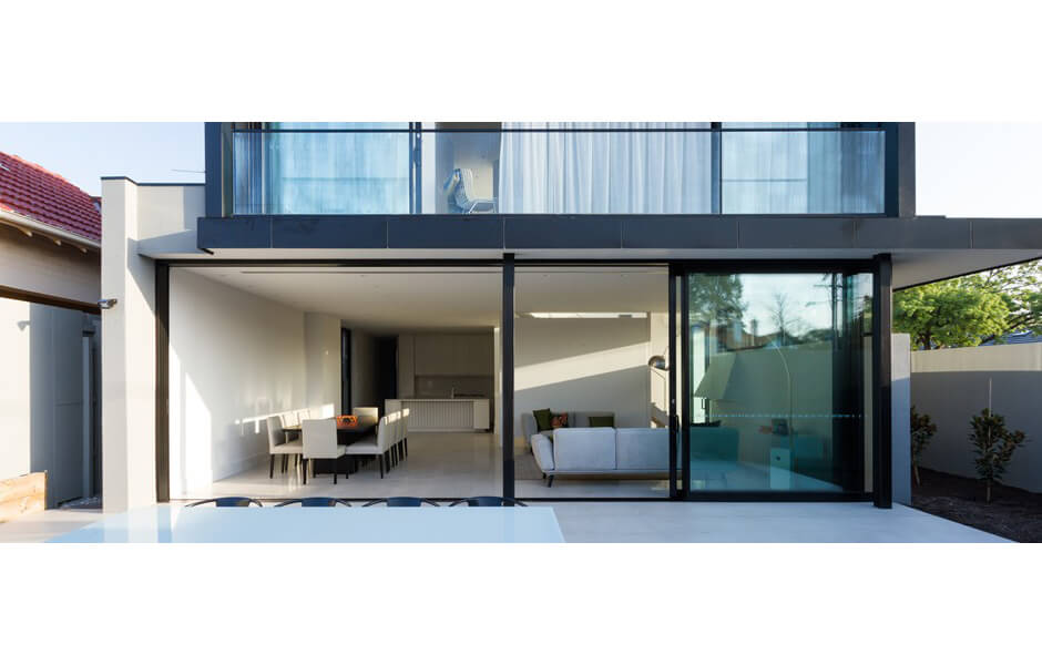 Two-Townhouses---Large-scale-aluminium-sliding-doors,-full-view-from-backyard